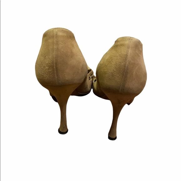 Manolo Blahnik Suede Point Toe Pump 38.5 - Picture 2 of 5